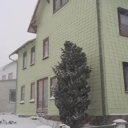 Komplettes Haus Mit Drei Etagen Und Einmaligem Bergpanorama